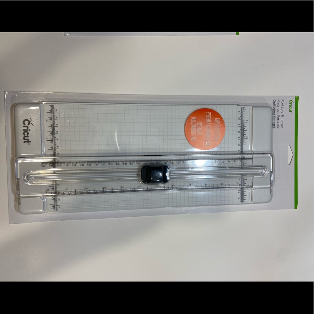 New Cricut PORTABLE TRIMMER ✂️